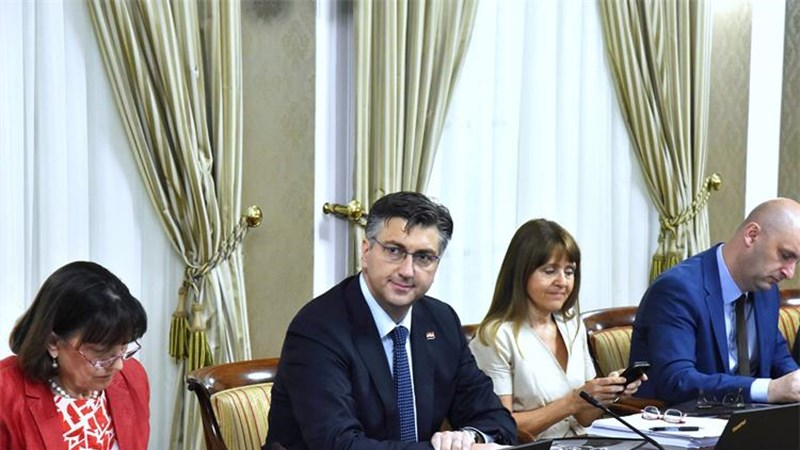 Najjeftinije refinanciranje obveznica do sada rezultat reformi i vraćanja investicijskog rejtinga